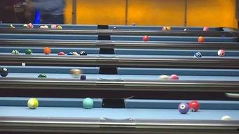 成人碰撞球桌视频
