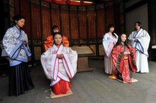 成人独舞汉服图片欣赏视频,成人独舞汉服之美赏析