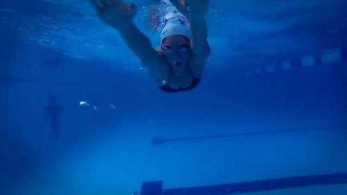 成人蛙泳视频教学全集,从入门到精通，解锁水中自由泳姿