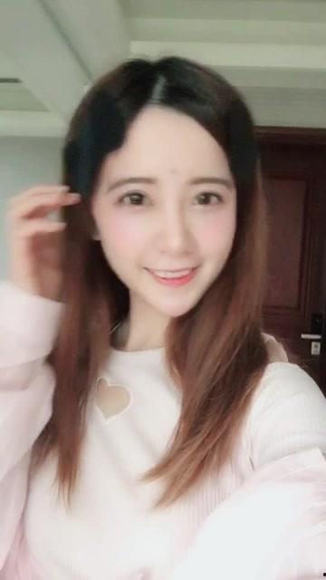 成人刘海贴视频解说,跟随视频教程轻松上镜