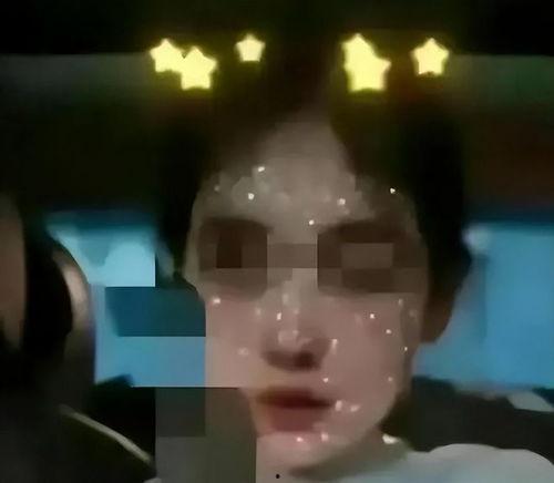 把被窝捏成人的视频,捏出温馨人形，揭秘睡眠中的趣味瞬间