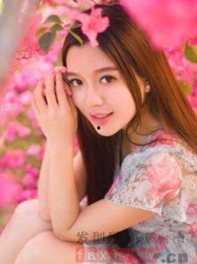 梳头发视频大全成人女生,梳发视频大全，解锁女生发型新境界